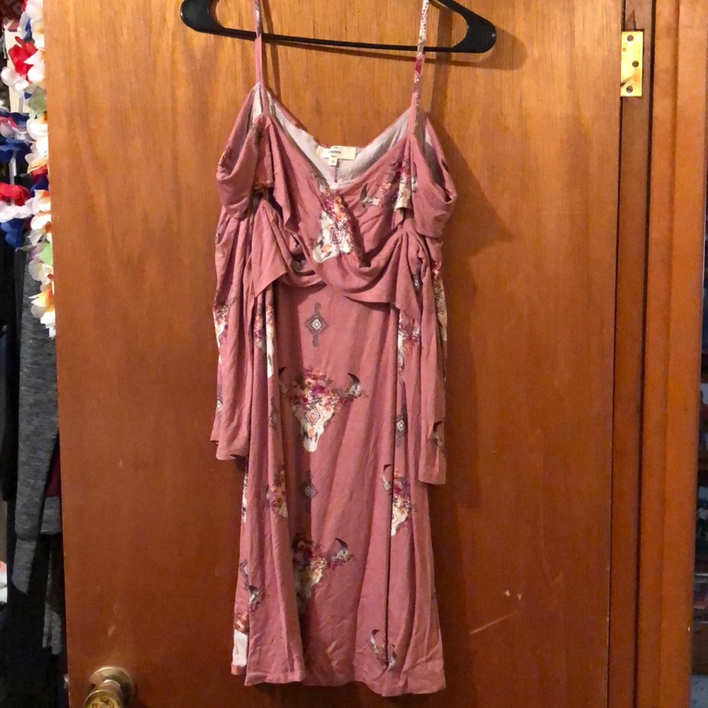 Cold Shoulder sundress.